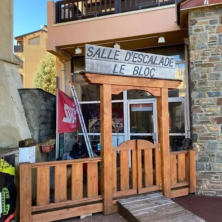 Aux Pieds Des Pistes ! Les Angles (Pyrenees-Orientales)